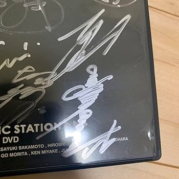 V6 メンバー直筆サイン入り写真 V6 メンバー直筆サイン入り写真